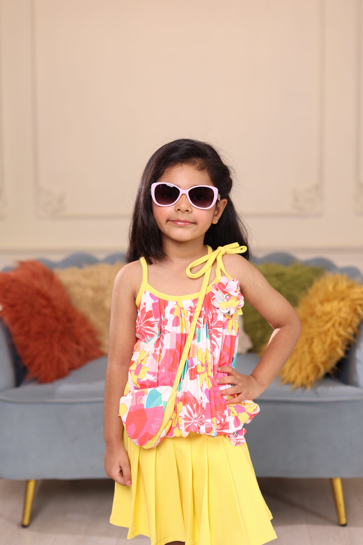 Sunglasses for Girls - Cateye Shape Mix Colors (With Car Case)