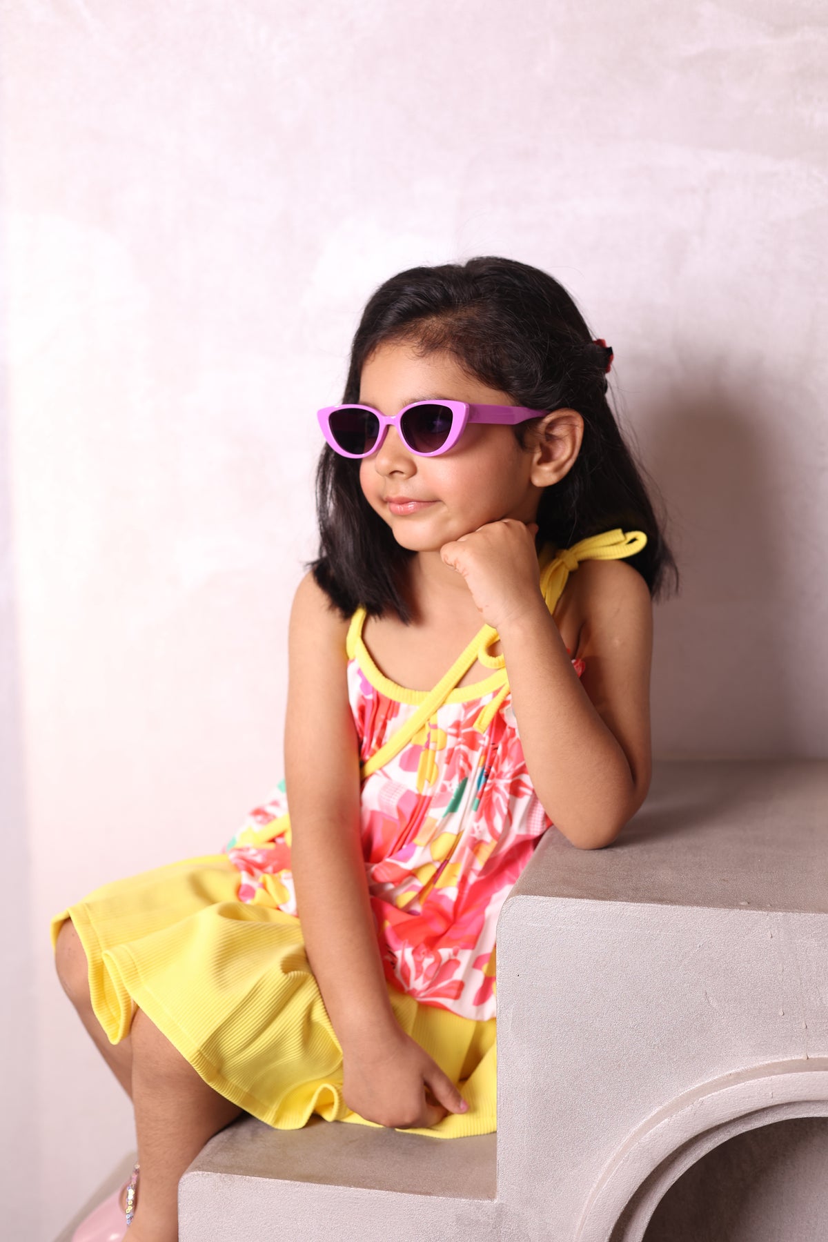 Sunglasses for Girls - Cateye Mix Colors (With Car Case)