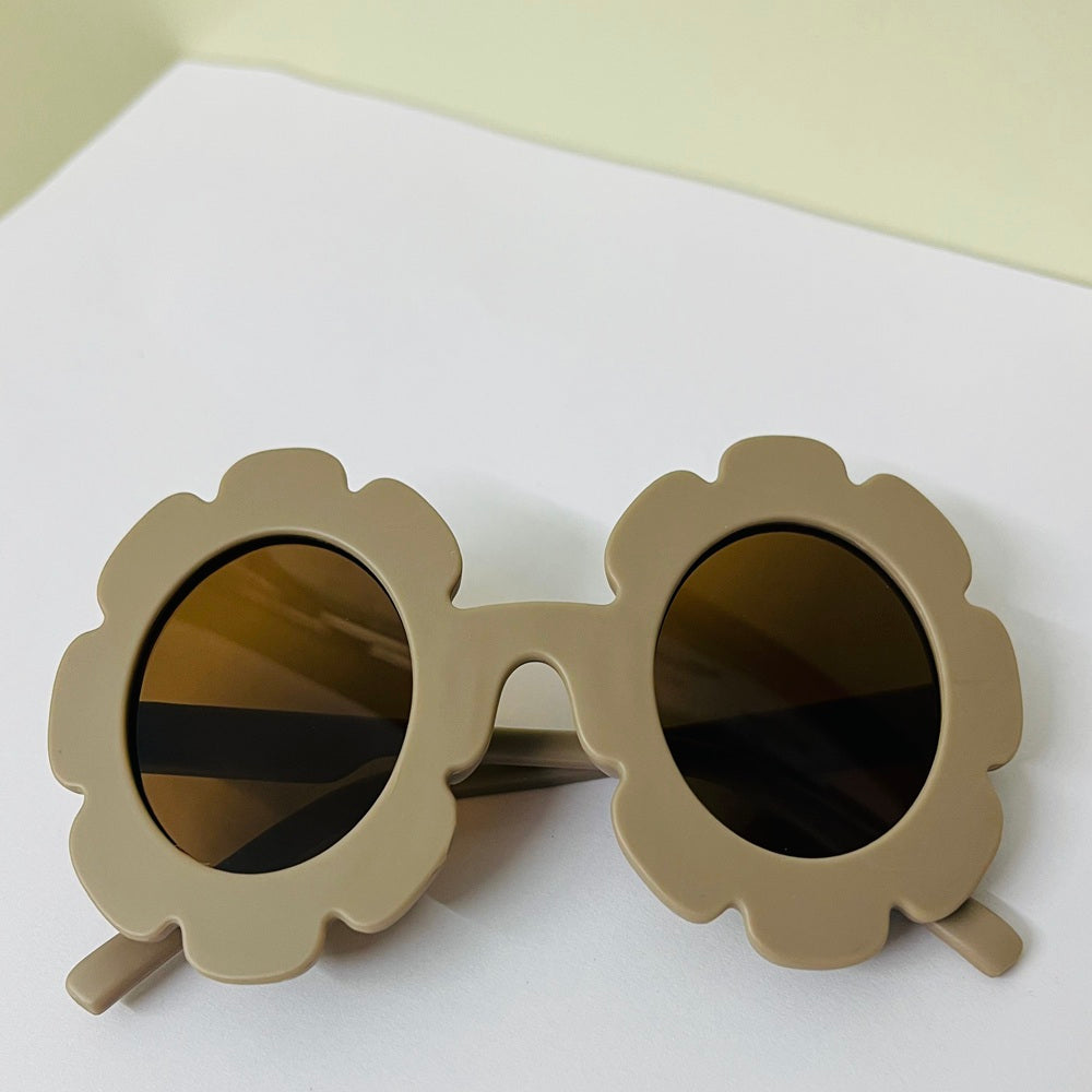 Sunglasses for Kids Flower shape - Girls & Boys Mix Colors (With Car Case)