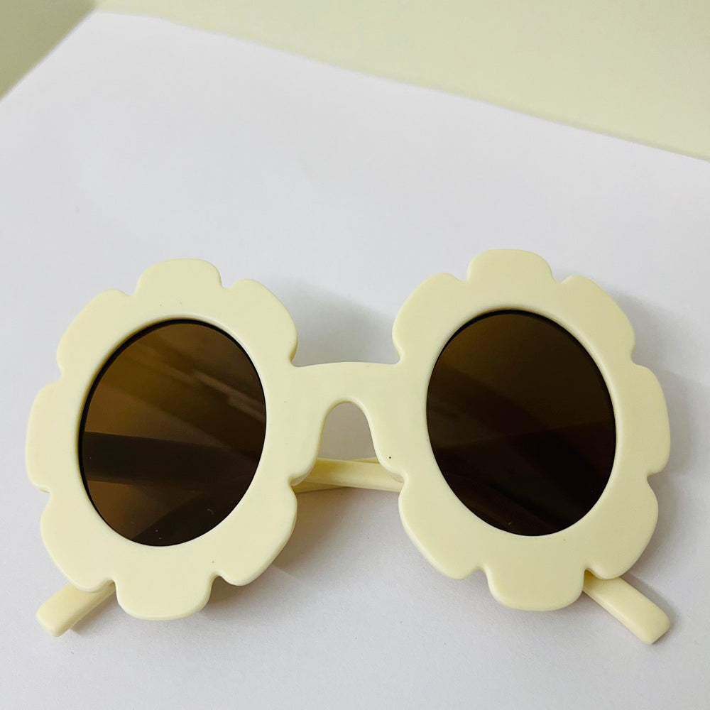 Sunglasses for Kids Flower shape - Girls & Boys Mix Colors (With Car Case)