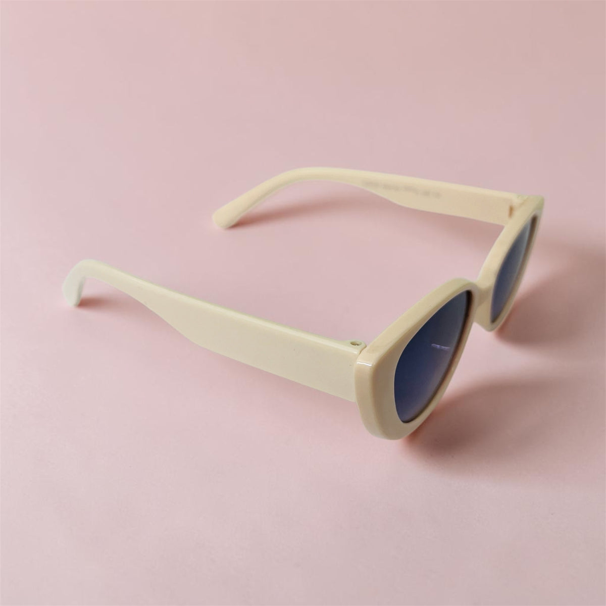 Sunglasses for Girls - Cateye Mix Colors (With Car Case)