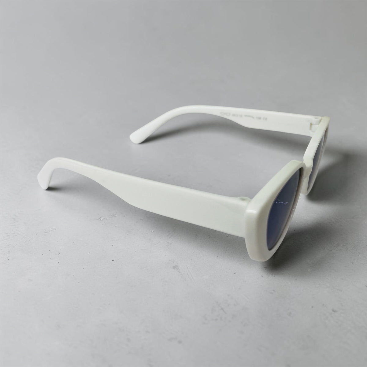 Sunglasses for Girls - Cateye Mix Colors (With Car Case)