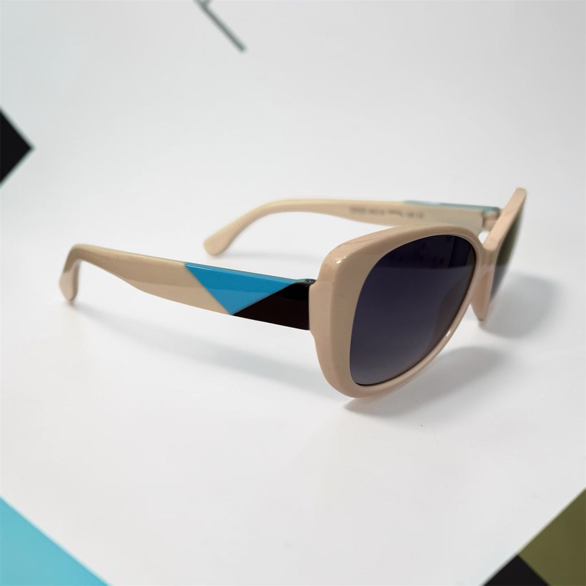 Sunglasses for Girls - Cateye Shape Mix Colors (With Car Case)