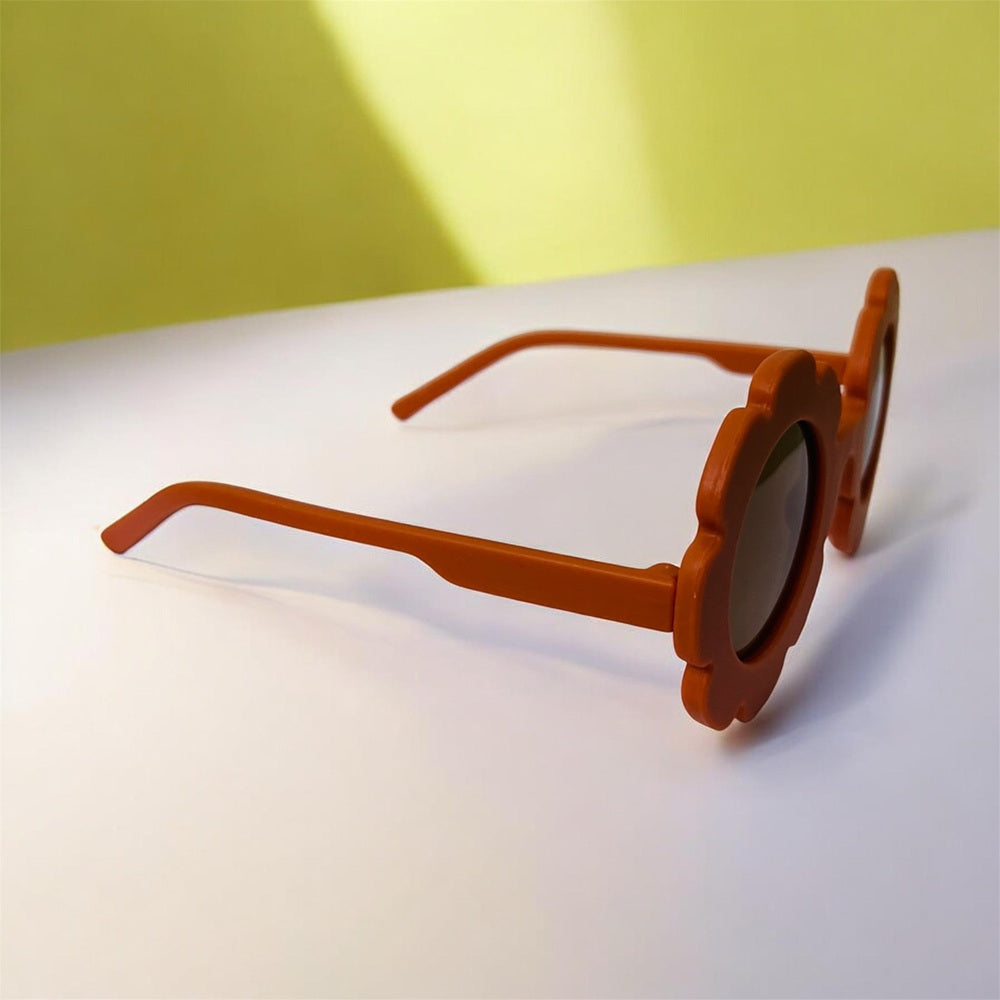Sunglasses for Kids Flower shape - Girls & Boys Mix Colors (With Car Case)